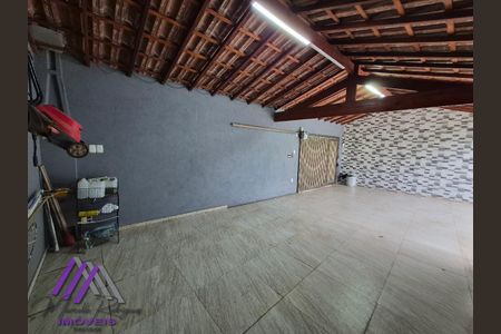 3_photo/94ce1e8b45.27a900e001c278db-ATLAS-dae0f52b-5972-4e17-a3d4-c697e45ea960.jpg de casa à venda com 3 quartos, 200m² em Vila Tupi, Praia Grande