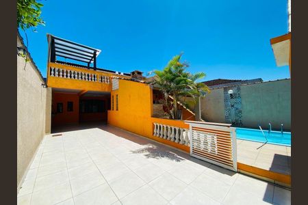 3_photo/94ce1e8b7b.5201f2b37237fe26-ATLAS-5c70b8f4-68e2-4c64-b7c2-968e21b3b867.jpg de casa à venda com 3 quartos, 167m² em Balneario Pires, Praia Grande