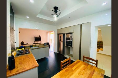 46_photo/94ce1e8b7b.5201f2b37237fe26-ATLAS-766cbc92-ae1a-44eb-9c53-9cbd0c4c57e9.jpg de casa à venda com 3 quartos, 167m² em Balneario Pires, Praia Grande