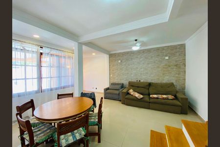 11_photo/94ce1e8b7b.5201f2b37237fe26-ATLAS-acae2fdd-6eb4-42ac-afce-c9f5e834a5ba.jpg de casa à venda com 3 quartos, 167m² em Balneario Pires, Praia Grande