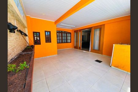 4_photo/94ce1e8b7b.5201f2b37237fe26-ATLAS-b4945c9b-0691-43bb-a1e4-947bdfdf98e0.jpg de casa à venda com 3 quartos, 167m² em Balneario Pires, Praia Grande