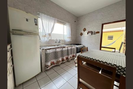 9_photo/94ce1e8c4d.8bb018df7dfba99c-ATLAS-0277558f-6a04-40f4-b100-47b7d97563d5.jpg de casa à venda com 4 quartos, 250m² em Vila Antartica, Praia Grande