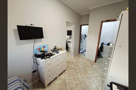 26_photo/94ce1e8cf9.10f4c3d41d3741c5-ATLAS-391d841f-e19d-4b9b-af6d-a95e21aa8d4e.jpg de casa à venda com 2 quartos, 102m² em Vila Antartica, Praia Grande