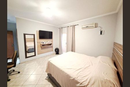 21_photo/94ce1e8cf9.10f4c3d41d3741c5-ATLAS-6523cde6-3373-4331-ba4b-5192293bd6cd.jpg de casa à venda com 2 quartos, 102m² em Vila Antartica, Praia Grande