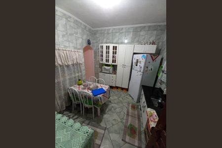 4_photo/94ce1e8e01.b5f4e39731e4f05c-ATLAS-229d6d8e-d69b-464e-85fe-ee9603288230.jpg de casa à venda com 2 quartos, 98m² em Vila Antartica, Praia Grande