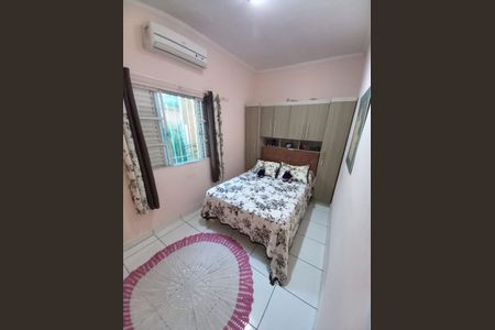 10_photo/94ce1e8e01.b5f4e39731e4f05c-ATLAS-5d341583-3ae6-45ee-b28f-70ad9cf260ba.jpg de casa à venda com 2 quartos, 98m² em Vila Antartica, Praia Grande