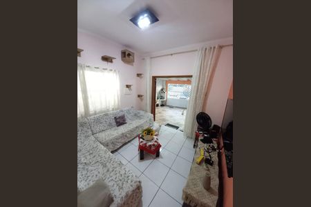 5_photo/94ce1e8e01.b5f4e39731e4f05c-ATLAS-ffe7671a-c5d5-4847-9dbd-bbf6f2ed15c2.jpg de casa à venda com 2 quartos, 98m² em Vila Antartica, Praia Grande