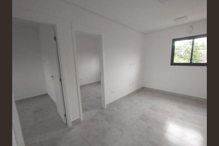 3_photo/94ce1e8ee5.b24a59dfe16413ee-ATLAS-6eb06d70-d079-497d-ad16-d5fe292b979a.jpg de casa à venda com 2 quartos, 52m² em Vila Antartica, Praia Grande