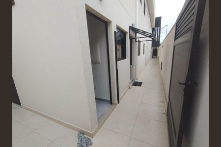2_photo/94ce1e8ef5.cd6ac7e963e68f71-ATLAS-0a965a8b-8246-473a-872e-24907cafc90f.jpg de casa para alugar com 2 quartos, 52m² em Vila Antartica, Praia Grande