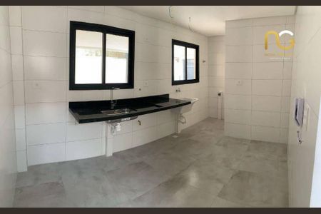 7_photo/94ce1e8ef5.cd6ac7e963e68f71-ATLAS-6f0a343d-2dd5-4775-b371-7c7f1df1a78f.jpg de casa para alugar com 2 quartos, 53m² em Vila Antartica, Praia Grande