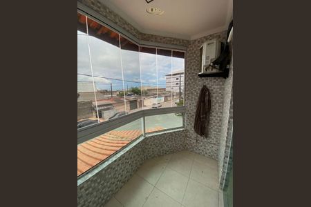 5_photo/94ce1e99a3.2f15d505e37c7ac5-ATLAS-6f2124c4-d504-42ed-85a3-cd01304d3f5b.jpg de casa à venda com 2 quartos, 61m² em Vila Sonia, Praia Grande