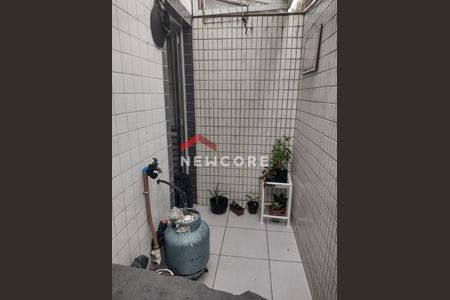 6_photo/94ce1e9c1f.93b8fa184532727f-ATLAS-d4ffccea-ce73-47d8-ba09-e1e1a00bf9f1.jpg de casa à venda com 2 quartos, 50m² em Vila Sonia, Praia Grande