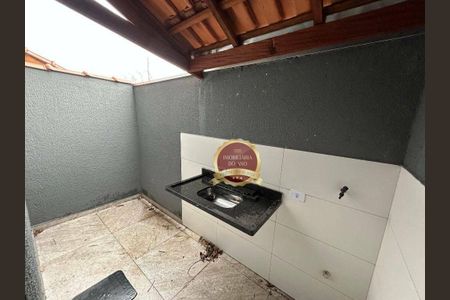 8_photo/94ce1ebdc5.eda30562fec2c246-ATLAS-0abb76cf-62d3-4cb0-9fb4-cddffc8cbf14.jpg de casa à venda com 2 quartos, 55m² em Vila Sonia, Praia Grande