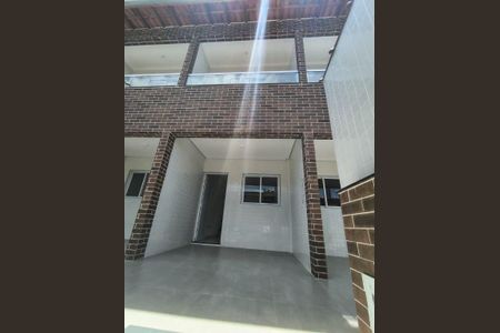 2_photo/94ce1ee239.3aed5bbd04158097-ATLAS-4f225956-aca9-48dc-a270-29acb1bc2e48.jpg de casa à venda com 2 quartos, 60m² em Quietude, Praia Grande