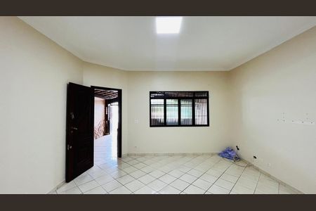 7_photo/94ce1ef05d.d70948cd37f6cfc6-ATLAS-4d8a4847-6143-4871-ade8-e1b1ecfc2ed2.jpg de casa para alugar com 2 quartos, 84m² em Vila Tupi, Praia Grande