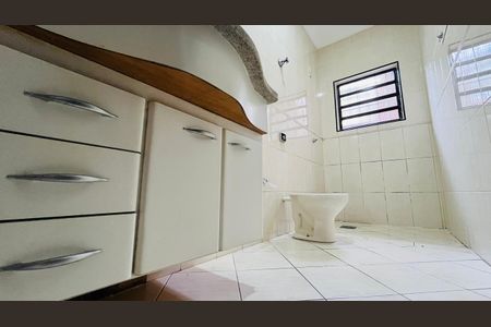 11_photo/94ce1ef05d.d70948cd37f6cfc6-ATLAS-69bfabf8-bef7-4a25-bd03-2c3eda86027e.jpg de casa para alugar com 2 quartos, 85m² em Vila Tupi, Praia Grande