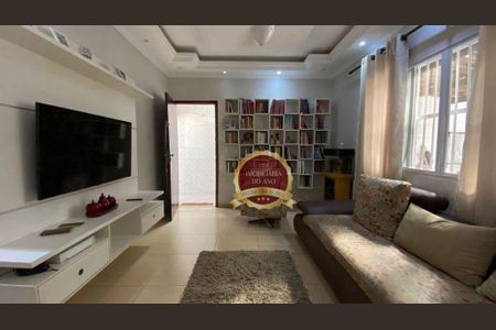 2_photo/94ce1ef063.a7ae3b4e44d16c28-ATLAS-e7d88288-7f8d-4846-b98c-9a568929e8a5.jpg de casa à venda com 3 quartos, 125m² em Vila Tupi, Praia Grande