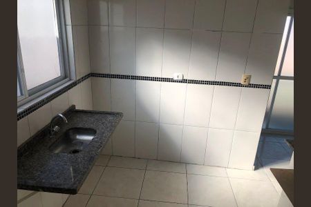 37_photo/94ce1ef0ff.4d93c9f6c7f482ae-ATLAS-52f18a91-8196-42e9-a82a-ab12585d3990.jpg de casa de condomínio para alugar com 1 quarto, 40m² em Tupiry, Praia Grande