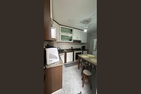 6_photo/94ce1ef155.a06c554ccff76e37-ATLAS-3feecbd2-b6dd-4a8f-b0b6-07b53c73178f.jpg de casa à venda com 3 quartos, 130m² em Vila Tupi, Praia Grande