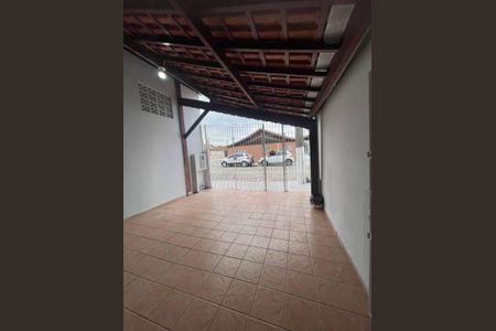 6_photo/94ce1ef38d.1a4326ce4ee25dea-ATLAS-281e3240-1bfb-4c3f-a5f9-e87223958ab6.jpg de casa à venda com 1 quarto, 53m² em Vila Tupi, Praia Grande