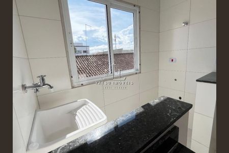 10_photo/94ce1ef3c5.007d8801227075bf-ATLAS-36c9263d-be22-4b1b-8b32-0bf59fe0e201.jpg de casa à venda com 2 quartos, 56m² em Vila Tupi, Praia Grande