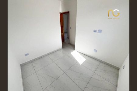 11_photo/94ce1ef3c5.007d8801227075bf-ATLAS-7328a0aa-29eb-474f-9b9f-4a9a14452382.jpg de casa à venda com 2 quartos, 51m² em Vila Tupi, Praia Grande