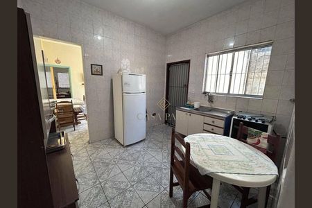 4_photo/94ce1ef411.ba3e4f1a03d92c8a-ATLAS-5d270ae0-d495-45ef-868f-7eefd30db188.jpg de casa à venda com 2 quartos, 70m² em Vila Tupi, Praia Grande