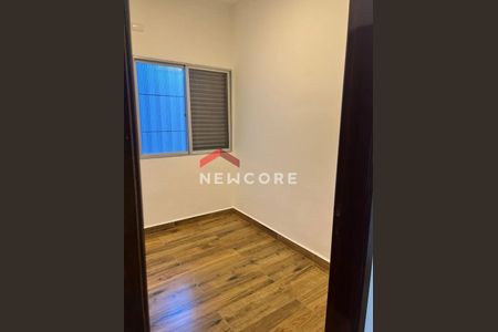 11_photo/94ce1ef443.9803aeba41cbaf1e-ATLAS-a2b94be4-eba1-4a68-af1d-430b792f45a2.jpg de casa à venda com 4 quartos, 165m² em Vila Tupi, Praia Grande