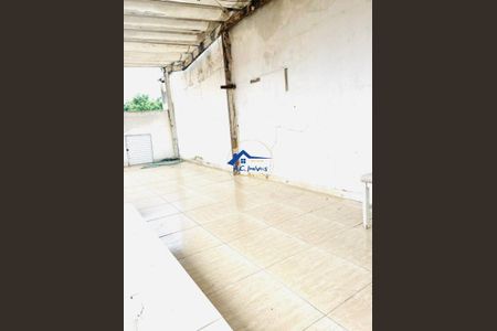 3_photo/94ce1ef475.5d5d9f14030cd352-ATLAS-bfa5ebeb-a072-4dfe-905c-31416d144839.jpg de casa à venda com 2 quartos, 138m² em Vila Tupi, Praia Grande