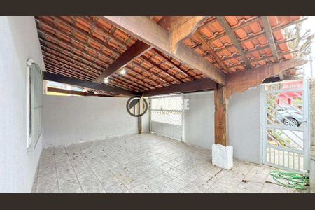 2_photo/94ce1ef47f.ceff8192393c33de-ATLAS-9e74e93a-0738-4d42-8e44-dc708bfdac9b.jpg de casa à venda com 2 quartos, 54m² em Vila Tupi, Praia Grande