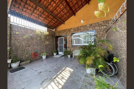 2_photo/94ce1ef48b.621ee2e78907adfc-ATLAS-90b5ff2b-eff1-44d2-a092-8c59fe56e059.jpg de casa à venda com 2 quartos, 119m² em Vila Tupi, Praia Grande