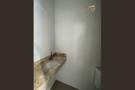 4_photo/94ce1ef4b3.9034fee1f2a82cec-ATLAS-1802deb6-72a2-4a38-b8d4-2a22ee21abf7.jpg de casa à venda com 2 quartos, 62m² em Vila Tupi, Praia Grande