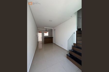 5_photo/94ce1ef4b3.9034fee1f2a82cec-ATLAS-23a9982f-1db4-4d50-8342-fb14c4e1294b.jpg de casa à venda com 2 quartos, 60m² em Vila Tupi, Praia Grande