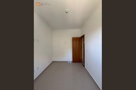 23_photo/94ce1ef4b3.9034fee1f2a82cec-ATLAS-337149fc-832d-4dbc-b025-d65317537e93.jpg de casa à venda com 2 quartos, 60m² em Vila Tupi, Praia Grande