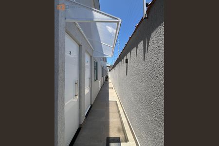 4_photo/94ce1ef4b3.9034fee1f2a82cec-ATLAS-c6d17ce1-5a96-4583-a3c7-5f67d75a7eda.jpg de casa à venda com 2 quartos, 60m² em Vila Tupi, Praia Grande