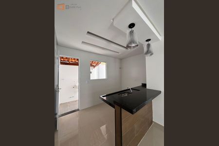 11_photo/94ce1ef4b3.9034fee1f2a82cec-ATLAS-ca4c2fa1-309f-4ec6-82ca-7e553166cdaa.jpg de casa à venda com 2 quartos, 60m² em Vila Tupi, Praia Grande