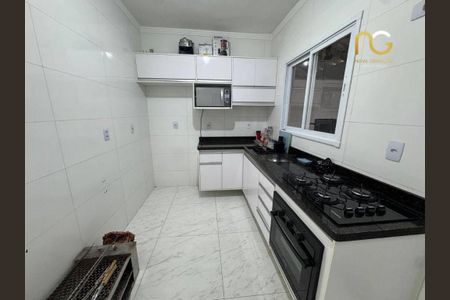 11_photo/94ce1ef4c5.8cfe2f6513d75fb0-ATLAS-2c044677-b5a8-46a4-ae22-0b7cc66f32d4.jpg de casa à venda com 2 quartos, 58m² em Guilhermina, Praia Grande