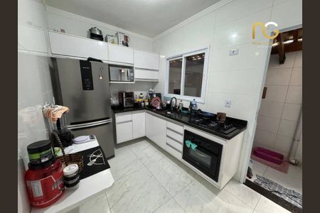 3_photo/94ce1ef4c5.8cfe2f6513d75fb0-ATLAS-384dcd75-3f8b-46a3-9577-237d84212176.jpg de casa à venda com 2 quartos, 58m² em Guilhermina, Praia Grande