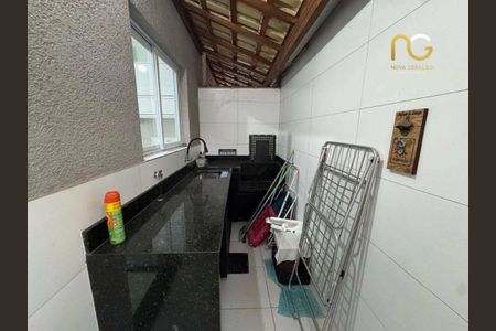 13_photo/94ce1ef4c5.8cfe2f6513d75fb0-ATLAS-c073c76f-2340-41db-85fc-f6c7fb5a83d6.jpg de casa à venda com 2 quartos, 58m² em Guilhermina, Praia Grande