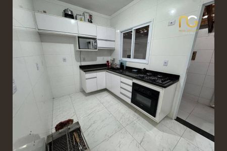 6_photo/94ce1ef4c5.8cfe2f6513d75fb0-ATLAS-f48aed09-72e2-44ec-9716-c8cf700bab35.jpg de casa à venda com 2 quartos, 58m² em Guilhermina, Praia Grande