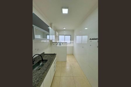 10_photo/94ce1ef4cf.b5da8a9e89e1b846-ATLAS-521672c4-eb06-4b62-a5a9-1052679b7f5e.jpg de apartamento à venda com 1 quarto, 47m² em Vila Tupi, Praia Grande