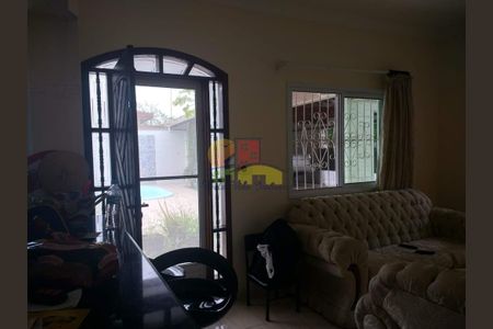 12_photo/94ce1ef4e1.0f81dd1a9a4f6ffb-ATLAS-313e16bb-af4e-4f0e-8aa3-c1954fda5bc7.jpg de casa à venda com 3 quartos, 168m² em Vila Tupi, Praia Grande