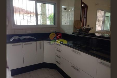 24_photo/94ce1ef4e1.0f81dd1a9a4f6ffb-ATLAS-452dcefb-88c6-4c4a-9513-5d9a1a923cfb.jpg de casa à venda com 3 quartos, 168m² em Vila Tupi, Praia Grande