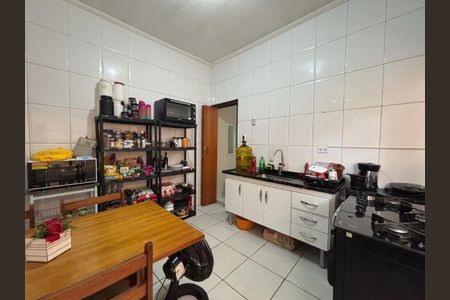 13_photo/94ce1ef4eb.c4d9960d4e7c8e66-ATLAS-1afe089d-822d-4180-9221-35753302c7ff.jpg de casa à venda com 2 quartos, 85m² em Vila Tupi, Praia Grande