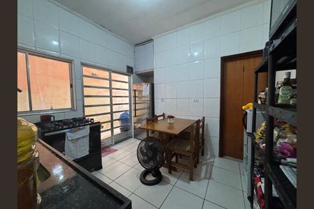 11_photo/94ce1ef4eb.c4d9960d4e7c8e66-ATLAS-638b47b8-2fbb-4b63-8b60-f899e0f83c37.jpg de casa à venda com 2 quartos, 85m² em Vila Tupi, Praia Grande