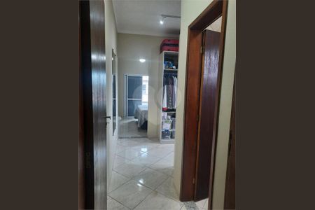 4_photo/94ce1ef4ef.4e1a6e6486a440d9-ATLAS-46c5edec-566e-4d84-90d1-d7413a965dd2.jpg de casa à venda com 4 quartos, 195m² em Vila Tupi, Praia Grande