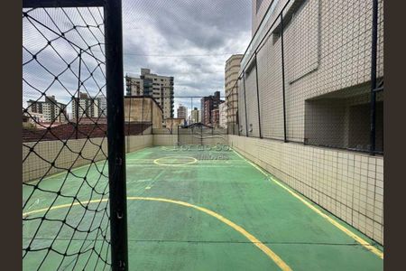 6_photo/94ce1ef509.f87b580a236c9455-ATLAS-3c91276d-9b8b-4d2d-9c6d-dc629e32e841.jpg de apartamento à venda com 2 quartos, 80m² em Vila Tupi, Praia Grande