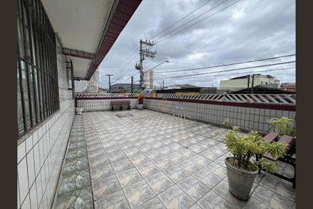 3_photo/94ce1ef537.b07b42d4aad1a44d-ATLAS-292fac13-e026-455d-a884-b9b0e7b1386b.jpg de apartamento à venda com 1 quarto, 46m² em Vila Tupi, Praia Grande