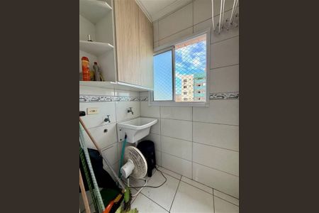 19_photo/94ce1ef549.595e9f7fe5b718fd-ATLAS-b2010d07-e810-48c7-a460-be96d320f2b6.jpg de apartamento à venda com 2 quartos, 60m² em Vila Tupi, Praia Grande