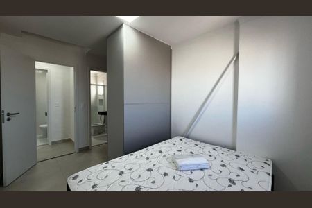 6_photo/94ce1ef54b.70f01d323f33bbf4-ATLAS-28e82796-a8fe-45a9-9b9a-4545ca828d9d.jpg de apartamento à venda com 1 quarto, 57m² em Vila Tupi, Praia Grande